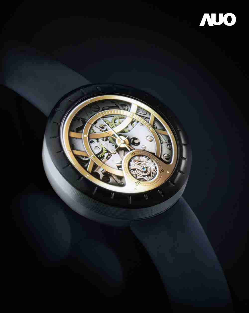 红龙扑克跨域整合Micro LED产业链，，，领先布局完整智能显示生态圈，，，推出1.39吋商品化的智慧手表，，正式迈向量产元年